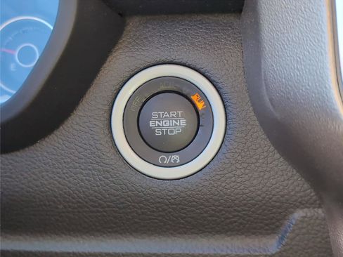 Used 2019 RAM 1500 Laramie image 29