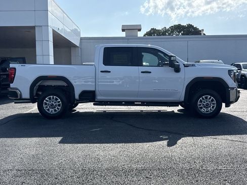 New 2026 GMC Sierra 2500 Pro AWD/4WD image 2