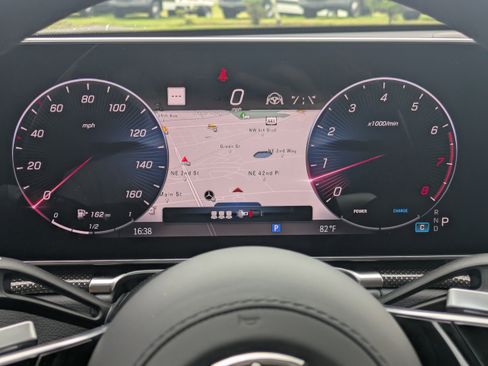 New 2025 Mercedes-Benz S 580 4MATIC Sedan image 30