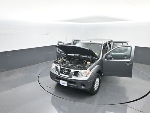 Used 2016 Nissan Frontier SV AWD/4WD image 41