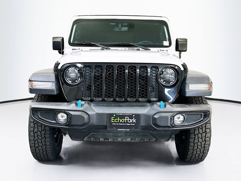 Used 2023 Jeep Wrangler Unlimited w/ Sun & Screen Package image 2