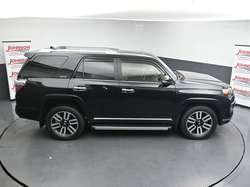 Used 2024 Toyota 4Runner Limited AWD/4WD image 28