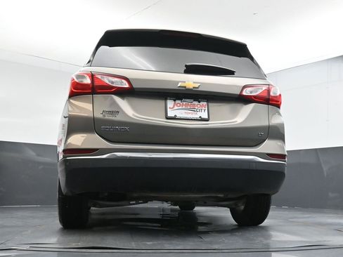Used 2018 Chevrolet Equinox LT FWD image 36
