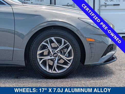 Used 2022 Hyundai Sonata SEL w/ Preferred Accessory Package FWD image 12