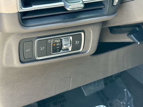 Certified 2022 Lincoln Corsair FWD w/ Equipment Group 101A image 30