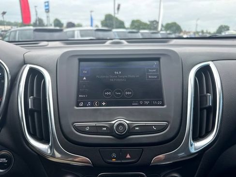 Used 2024 Chevrolet Equinox LT FWD image 25