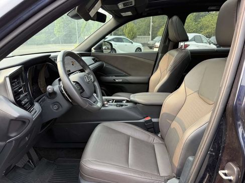 Used 2025 Lexus TX 350 AWD w/ Technology Package image 13