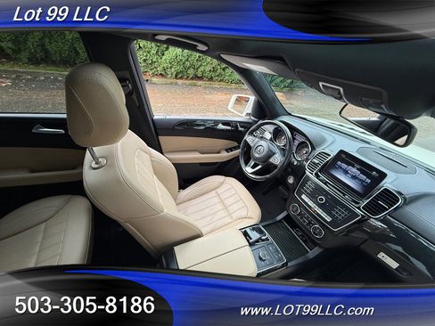 Used 2018 Mercedes-Benz GLS 450 4MATIC w/ Premium Package image 51