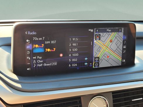 Used 2022 Lexus RX 350 FWD w/ Premium Package image 18