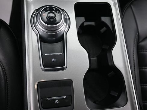 Used 2024 Ford Edge SEL AWD/4WD image 12