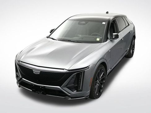 Certified 2026 Cadillac Lyriq V AWD/4WD image 23