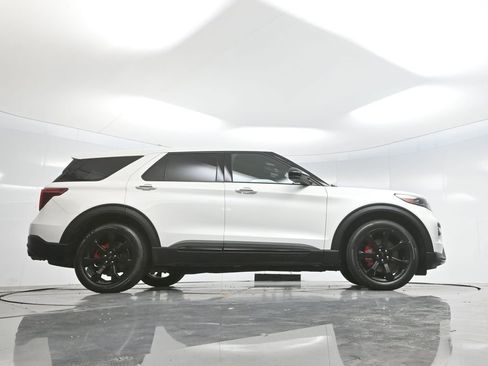 Used 2022 Ford Explorer ST w/ ST Street Pack image 53