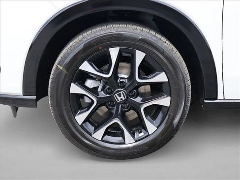 Certified 2026 Honda HR-V EX-L image 30