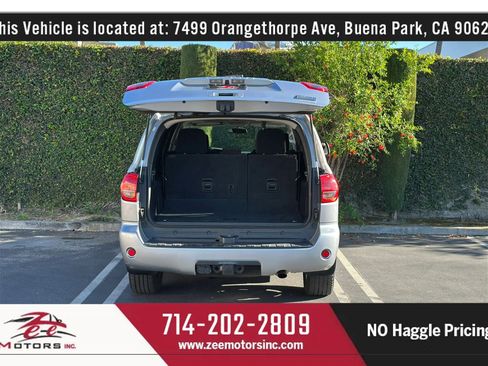 Used 2012 Toyota Sequoia SR5 w/ Sport Appearance Pkg AWD/4WD image 16