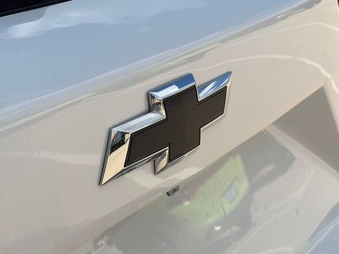Used 2025 Chevrolet Trax ACTIV w/ Sunroof Package FWD image 12