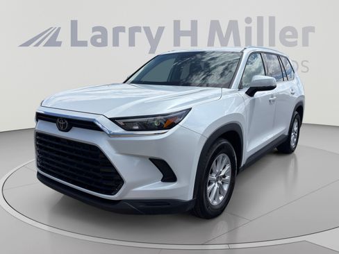 Used 2026 Toyota Grand Highlander AWD image 1
