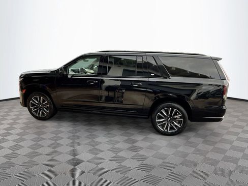 Used 2021 Cadillac Escalade ESV Sport Platinum AWD/4WD image 9