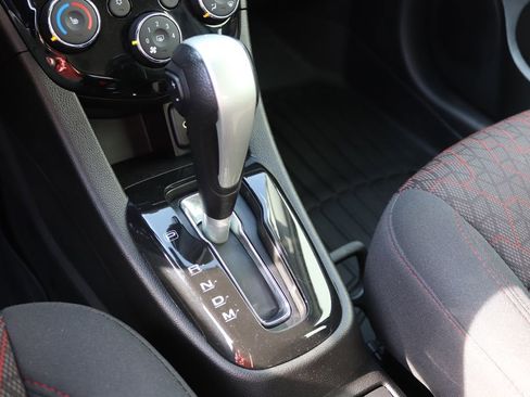 Used 2018 Chevrolet Sonic LT w/ True North Edition FWD image 27