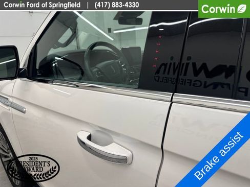 Used 2019 Lincoln Navigator L Reserve w/ Cargo Package AWD/4WD image 25