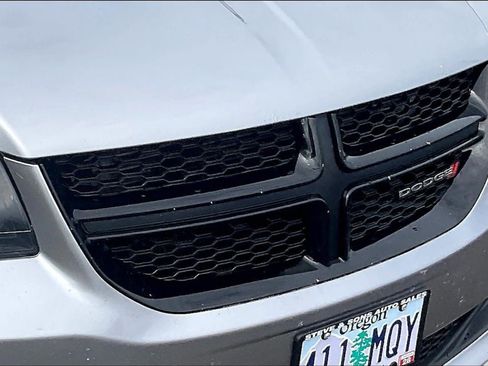 Used 2018 Dodge Grand Caravan SE FWD image 31