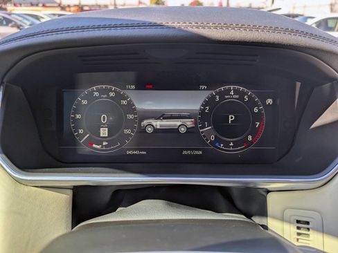 Used 2018 Land Rover Range Rover HSE AWD/4WD image 17