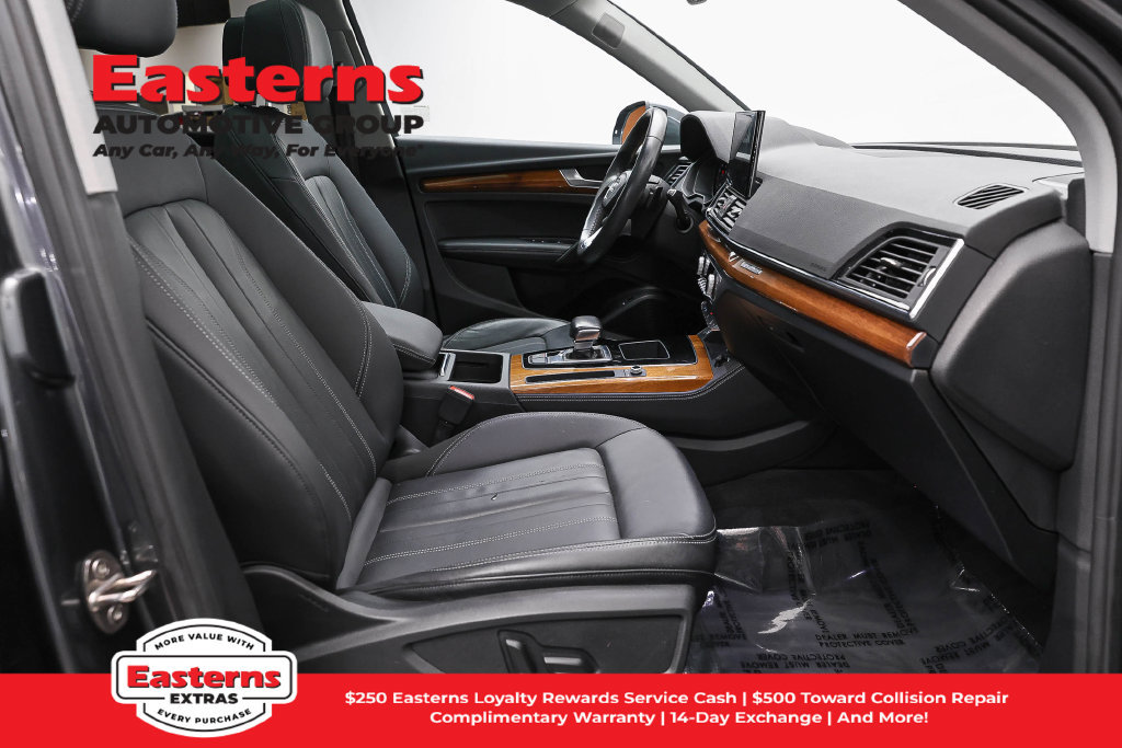 Used 2022 Audi Q5 2.0T Premium Plus w/ Premium Plus Package AWD/4WD image 28
