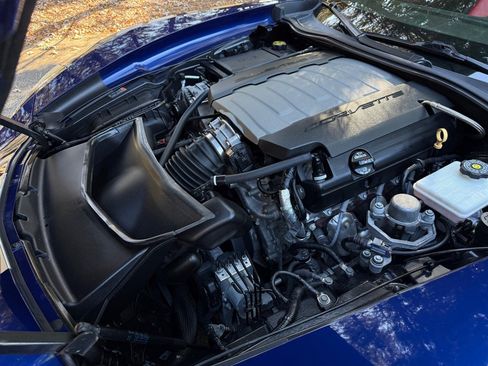 Used 2018 Chevrolet Corvette Stingray Convertible image 76