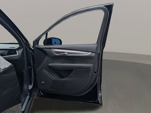 Used 2021 Cadillac XT6 Luxury w/ LPO, Floor Liner Package AWD/4WD image 16