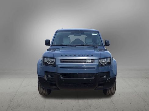 Used 2025 Land Rover Defender 110 X-Dynamic SE AWD/4WD image 9