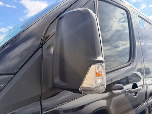 Used 2015 Mercedes-Benz Sprinter 2500 image 17