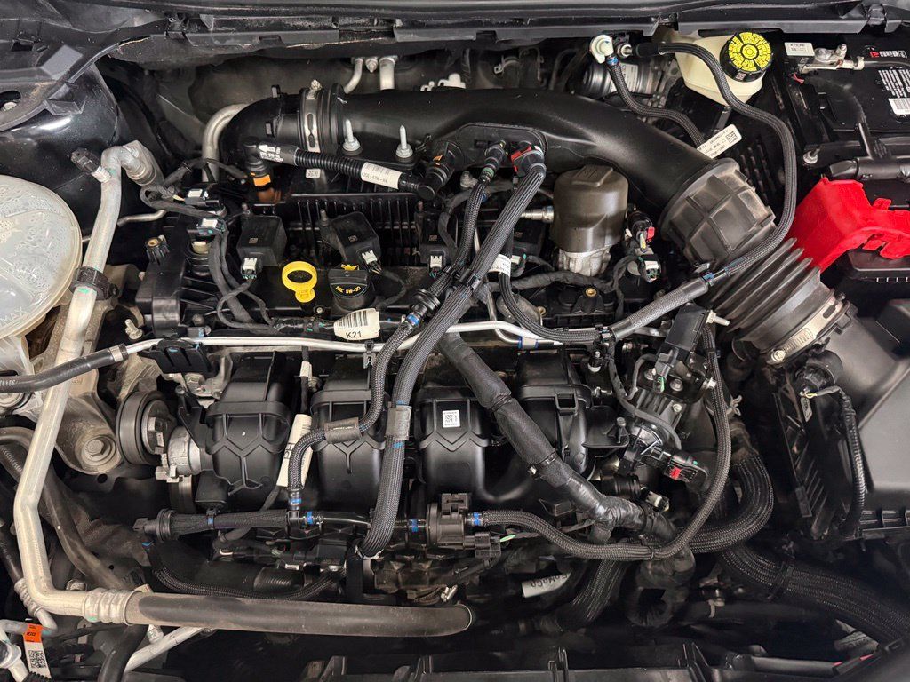 Used 2022 Lincoln Corsair AWD w/ Equipment Group 101A image 9