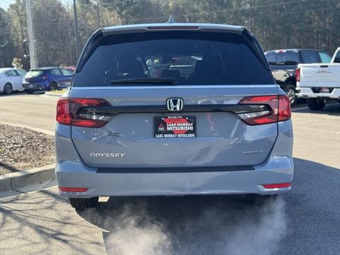 Used 2024 Honda Odyssey Sport image 9