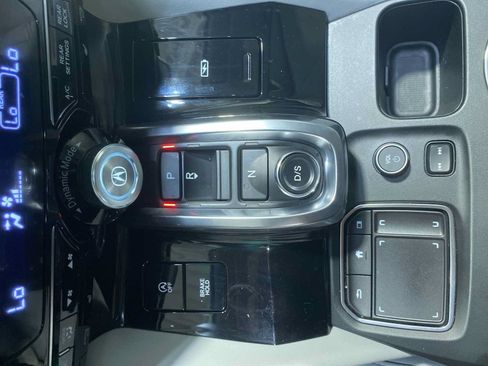 Used 2024 Acura MDX SH-AWD w/ Technology Package image 17
