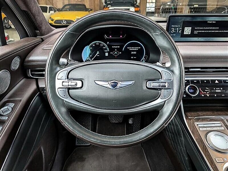 Used 2022 Genesis GV80 3.5T w/ Prestige Package 07 AWD/4WD image 18