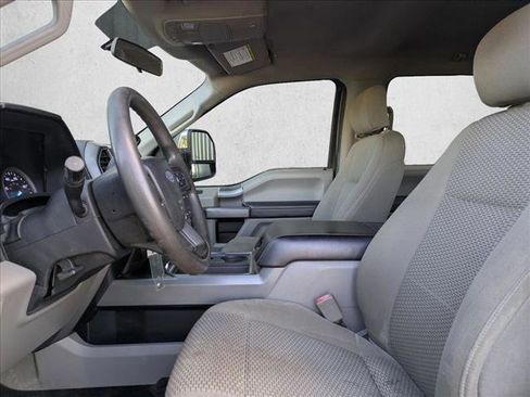 Used 2019 Ford F350 XLT w/ XLT Premium Package image 12