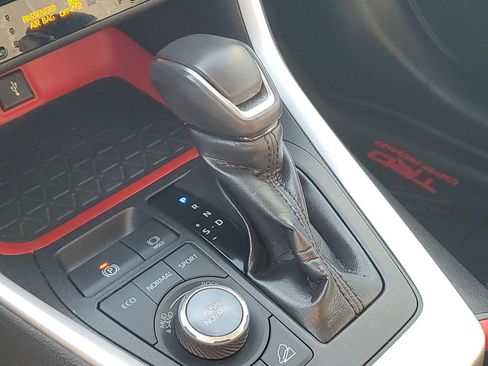 Used 2020 Toyota RAV4 TRD Off-Road w/ TRD Off-Road Weather Package image 18