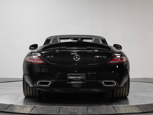 Used 2012 Mercedes-Benz SLS AMG Roadster image 34