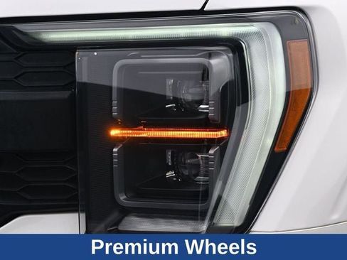 Used 2022 Ford F150 Platinum w/ Max Trailer Tow Package image 24