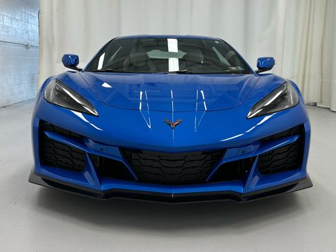 Used 2025 Chevrolet Corvette E-Ray w/ Battery Protection Package AWD/4WD image 5