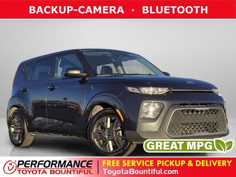Used 2021 Kia Soul S image 1