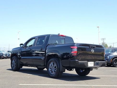 New 2026 Nissan Frontier SV RWD image 2