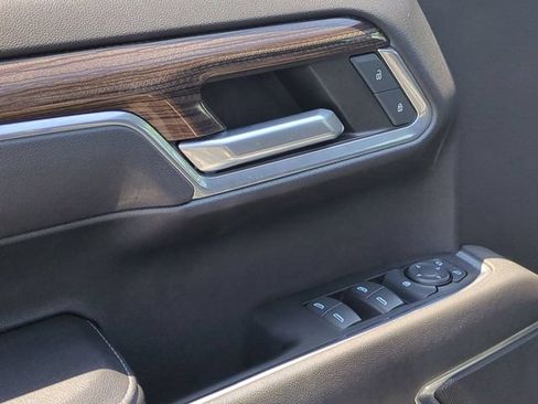 Used 2023 Chevrolet Silverado 1500 LT RWD image 23