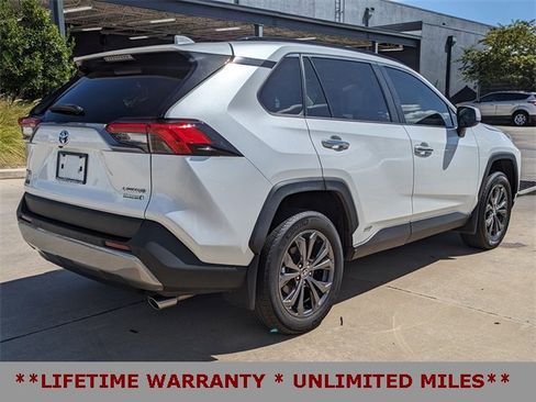 Used 2024 Toyota RAV4 Limited image 6