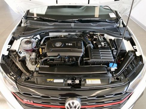 Used 2021 Volkswagen Jetta GLI image 9