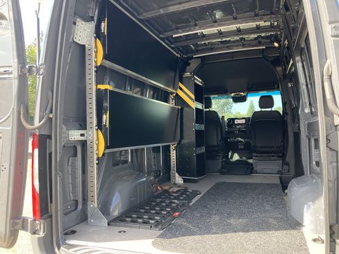 Used 2024 Mercedes-Benz Sprinter 2500 image 16