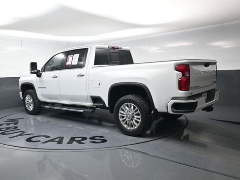 Used 2021 Chevrolet Silverado 2500 High Country image 7