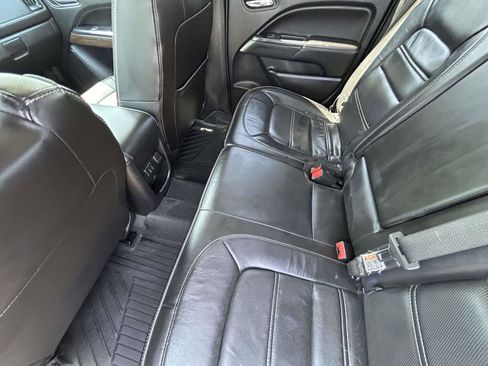 Used 2018 GMC Canyon Denali image 11