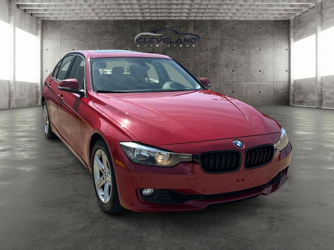 Used 2013 BMW 328i xDrive Sedan AWD/4WD image 1