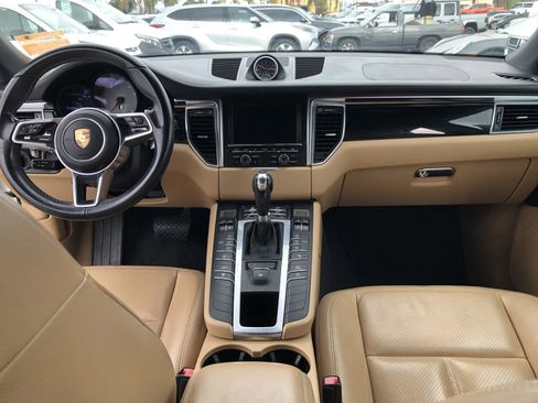 Used 2016 Porsche Macan S image 19