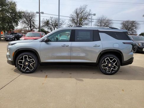 New 2026 Chevrolet Traverse High Country image 2